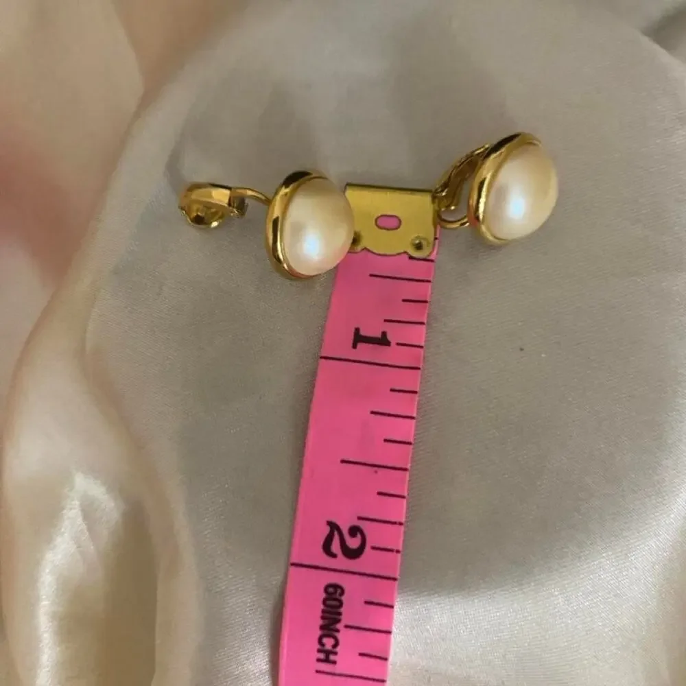 Vintage Faux Pearl Clip-On Earrings Gold Tone Round Cabochon Unsigned